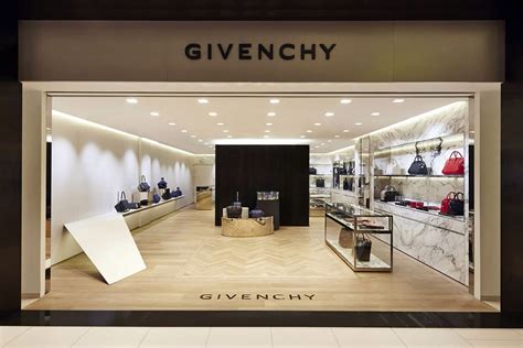 givenchy düsseldorf|Find a store .